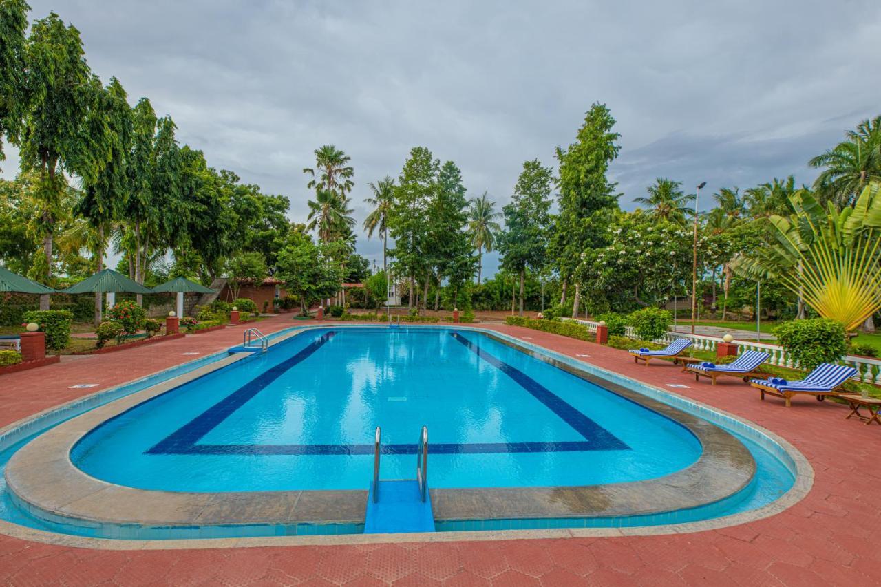Great Trails Riverview Thanjavur By Grt Hotels Екстериор снимка