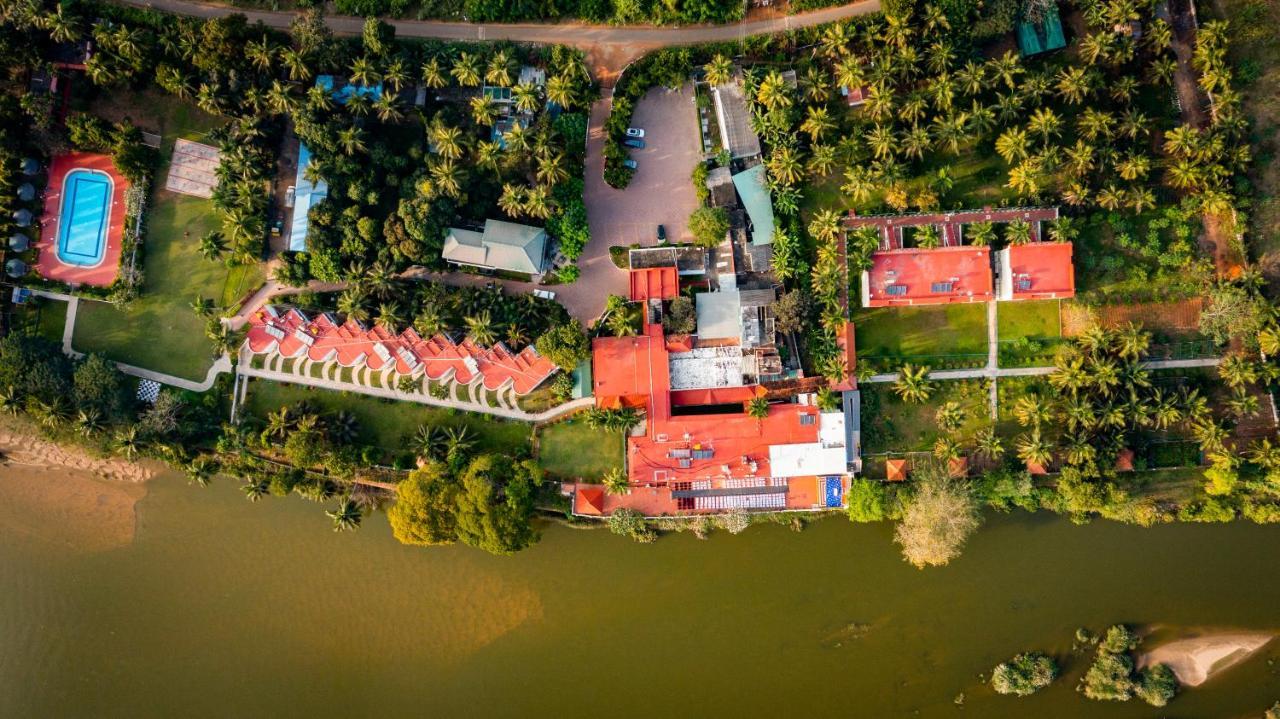 Great Trails Riverview Thanjavur By Grt Hotels Екстериор снимка