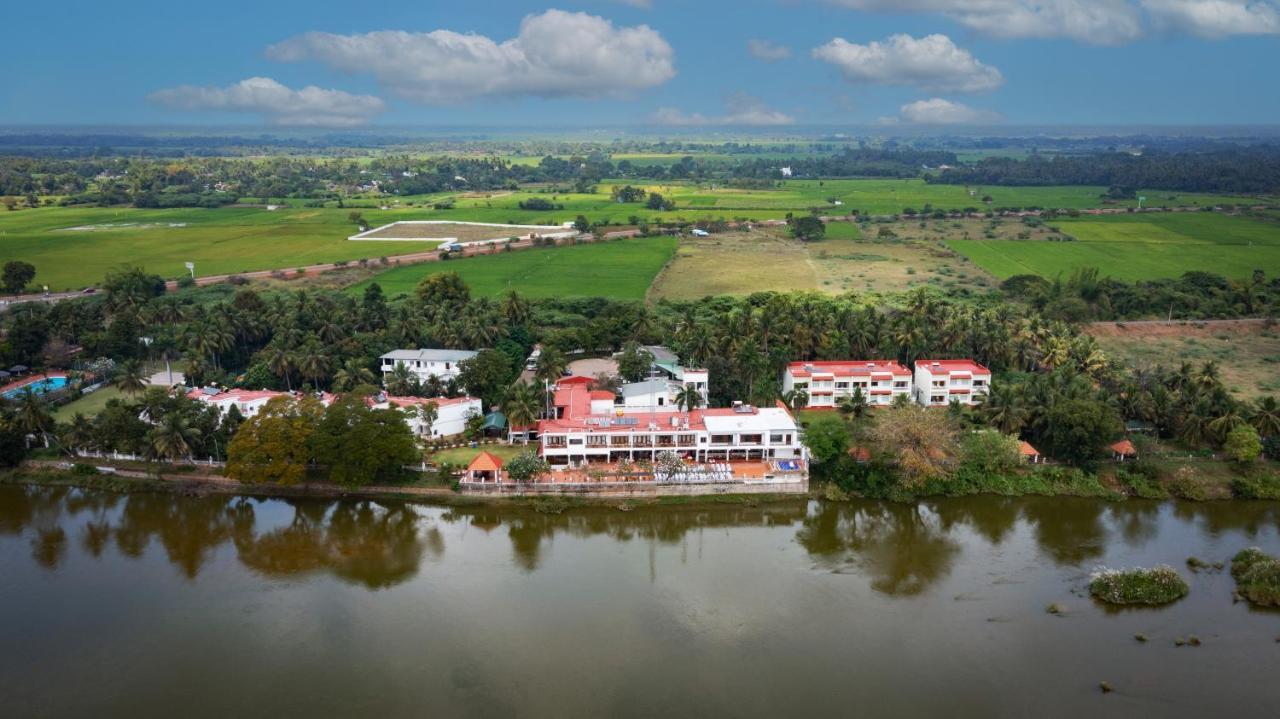 Great Trails Riverview Thanjavur By Grt Hotels Екстериор снимка