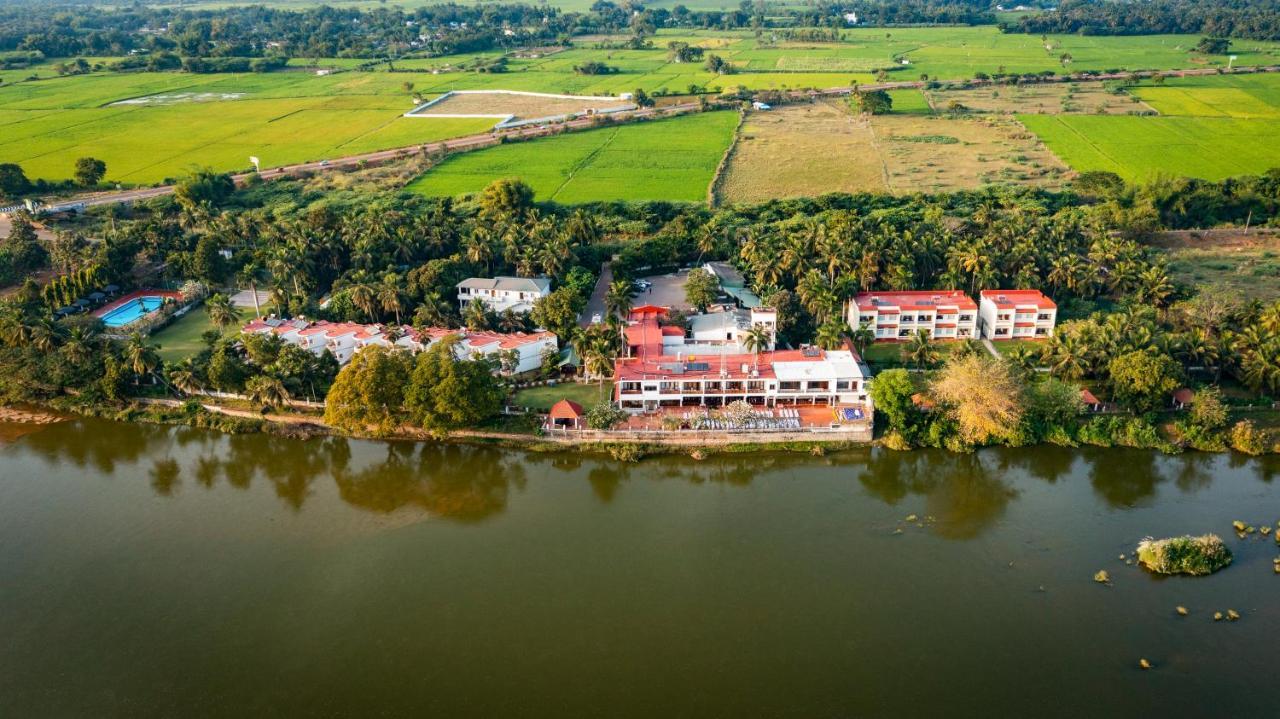 Great Trails Riverview Thanjavur By Grt Hotels Екстериор снимка