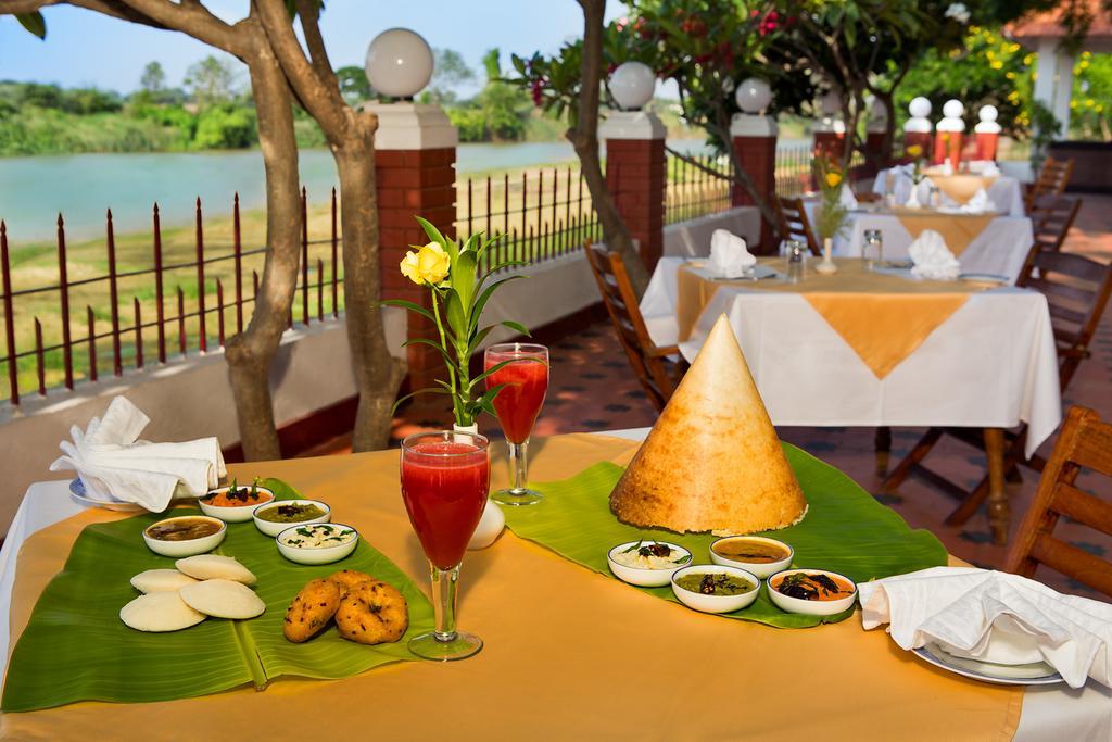 Great Trails Riverview Thanjavur By Grt Hotels Екстериор снимка
